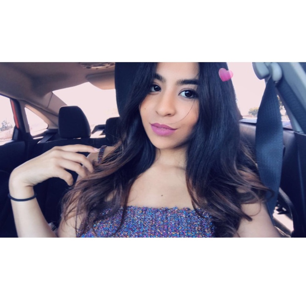 Meet your Posher, Nasya